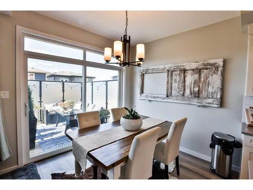 489 Devonia Way West, Lethbridge, AB - Indoor Photo Showing Dining Room