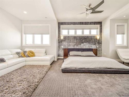 628 Sixmile Crescent South, Lethbridge, AB - Indoor Photo Showing Bedroom