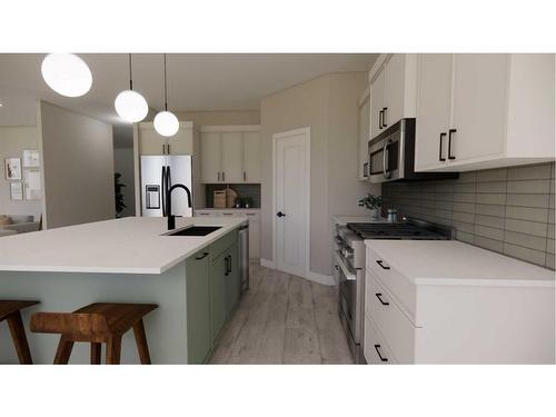 3036 21 Street, Coaldale, AB - Indoor Photo Showing Kitchen