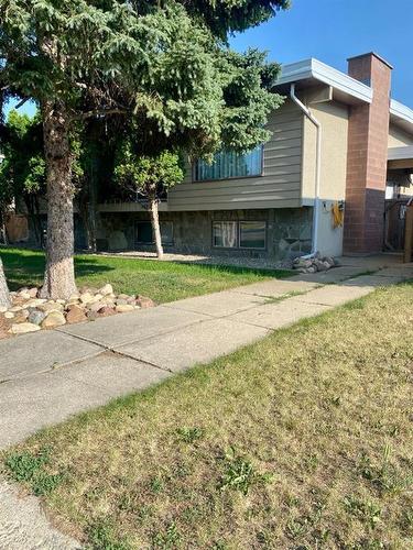 3608-3610 20 Avenue South, Lethbridge, AB - Outdoor