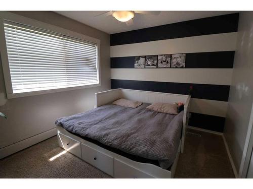 4608 53 Avenue, Taber, AB - Indoor Photo Showing Bedroom