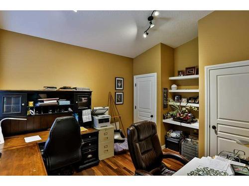 136 Fairway Drive, Coaldale, AB - Indoor Photo Showing Office