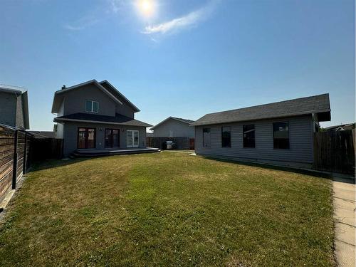 1276 Thistle Crescent, Pincher Creek, AB - Outdoor