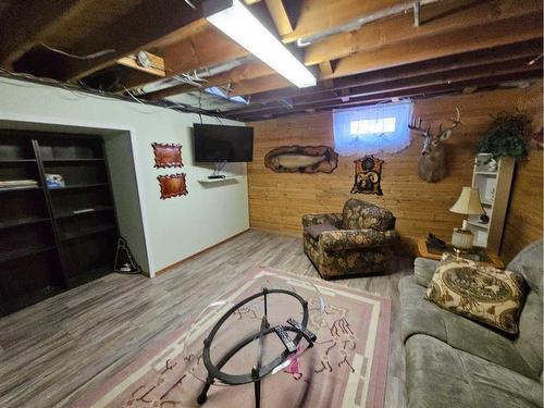 125 5 Avenue Ne, Milk River, AB - Indoor Photo Showing Basement