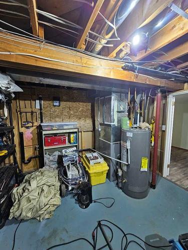 125 5 Avenue Ne, Milk River, AB - Indoor Photo Showing Basement