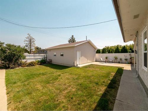 1507 13 Street North, Lethbridge, AB - Outdoor With Exterior