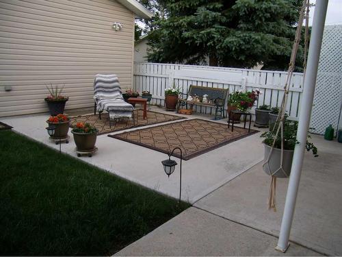 1507 13 Street North, Lethbridge, AB - Outdoor With Deck Patio Veranda With Exterior