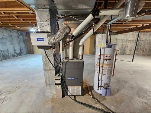 1733 Lakeshore Road South, Lethbridge, AB - Indoor Photo Showing Basement