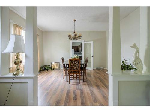 602 12C Street North, Lethbridge, AB - Indoor Photo Showing Dining Room