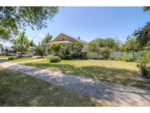 602 12C Street North, Lethbridge, AB - Outdoor