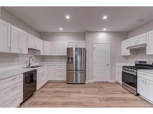 12730 19 Avenue, Blairmore, AB - Indoor Photo Showing Kitchen