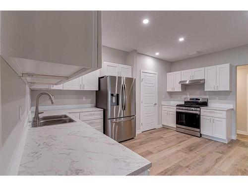 12730 19 Avenue, Blairmore, AB - Indoor Photo Showing Kitchen