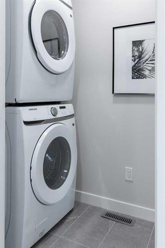 39 Rivergrove Lane West, Lethbridge, AB - Indoor Photo Showing Laundry Room