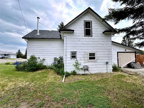 394 2 Avenue West, Cardston, AB - Outdoor With Exterior