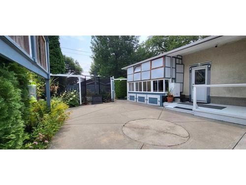 905 16 Street North, Lethbridge, AB - Outdoor