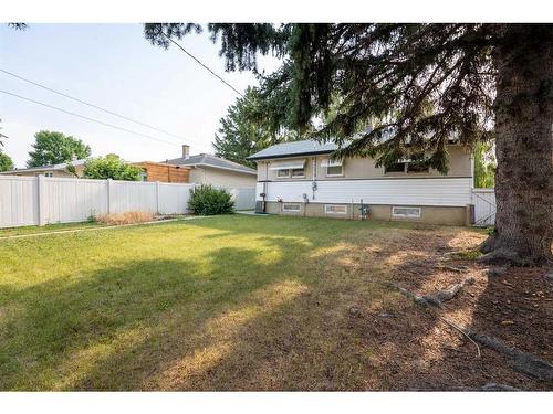 1110 18A Street North, Lethbridge, AB - Outdoor