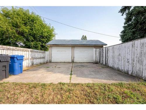 1110 18A Street North, Lethbridge, AB - Outdoor With Exterior