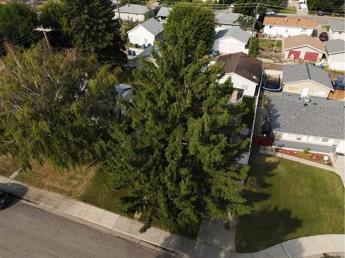 1110 18A Street North, Lethbridge, AB - Outdoor With View