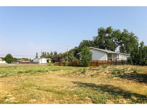 21E 200 Street North, Raymond, AB 