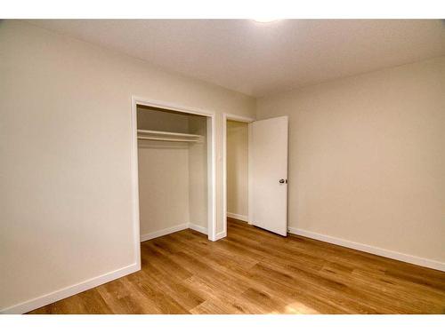 1805 17A Street South, Lethbridge, AB - Indoor Photo Showing Other Room