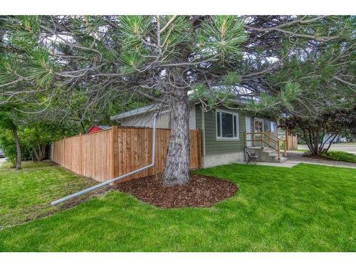 1805 17A Street South, Lethbridge, AB - Outdoor