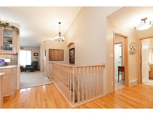 512 5 Street West, Cardston, AB - Indoor Photo Showing Other Room