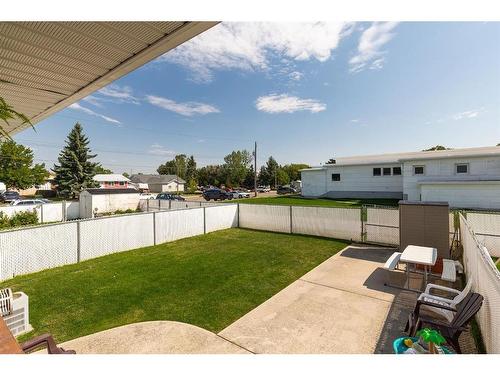 512 5 Street West, Cardston, AB - Outdoor With Backyard