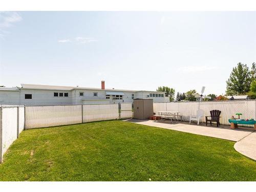 512 5 Street West, Cardston, AB - Outdoor