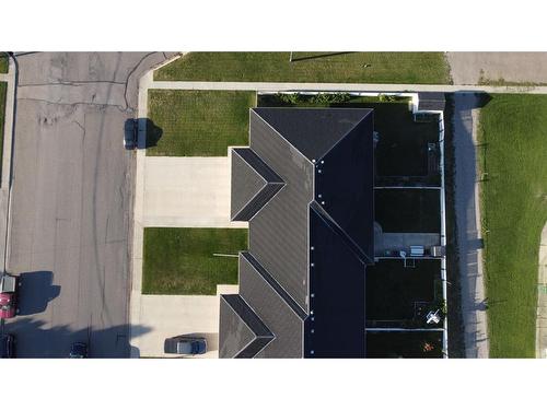 512 5 Street West, Cardston, AB - Outdoor