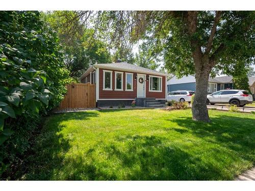 5214 43 Avenue, Taber, AB - Outdoor