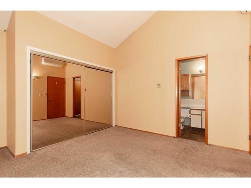 202 Jerry Potts Boulevard West, Lethbridge, AB - Indoor Photo Showing Other Room