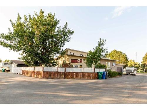 202 Jerry Potts Boulevard West, Lethbridge, AB - Outdoor