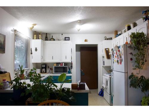 2301 16 Street North, Lethbridge, AB - Indoor