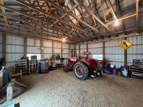 205023 10-0 Twp Rd, Rural Lethbridge County, AB - Indoor Photo Showing Garage