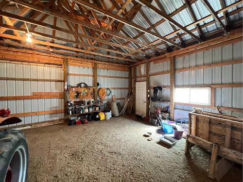 205023 10-0 Twp Rd, Rural Lethbridge County, AB - Indoor Photo Showing Garage