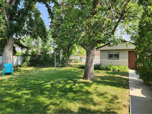 609 10 Street North, Lethbridge, AB - Outdoor