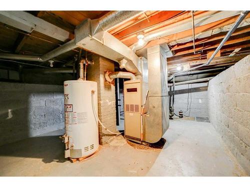 1501 5A Avenue North, Lethbridge, AB - Indoor Photo Showing Basement