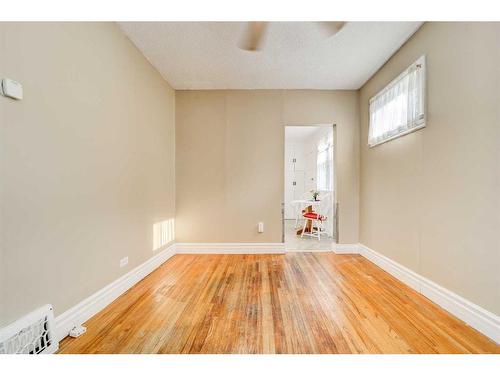 1501 5A Avenue North, Lethbridge, AB - Indoor Photo Showing Other Room