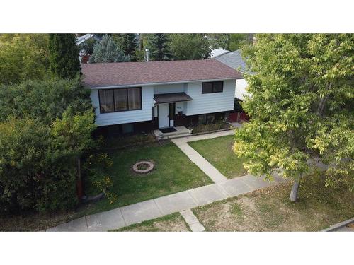 508 12A Street North, Lethbridge, AB 