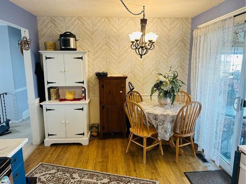 630 10 Street, Fort Macleod, AB - Indoor Photo Showing Dining Room