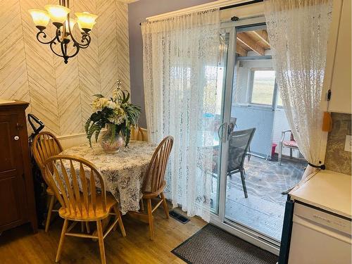 630 10 Street, Fort Macleod, AB - Indoor Photo Showing Dining Room