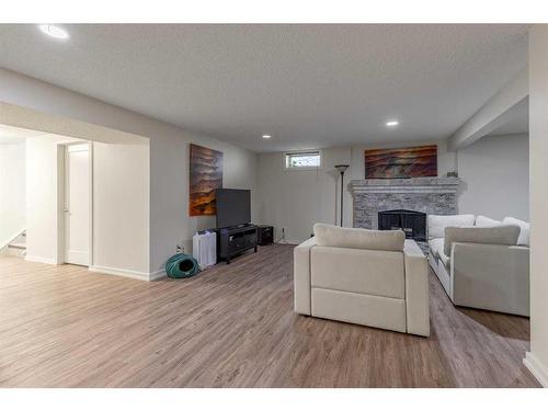 1505 Cedar Place South, Lethbridge, AB - Indoor With Fireplace