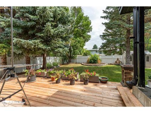 1505 Cedar Place South, Lethbridge, AB - Outdoor With Deck Patio Veranda