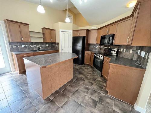 188 Riverstone Boulevard West, Lethbridge, AB - Indoor Photo Showing Kitchen