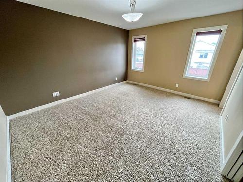 188 Riverstone Boulevard West, Lethbridge, AB - Indoor Photo Showing Other Room