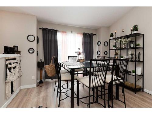 882 Greywolf Run North, Lethbridge, AB - Indoor Photo Showing Dining Room