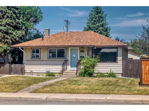 1513 9 Avenue North, Lethbridge, AB - Outdoor