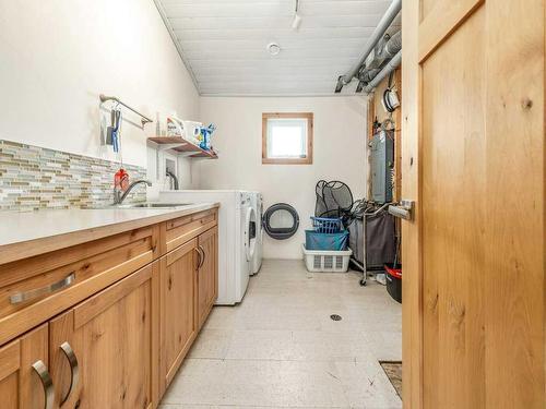 335 Avro Anson Road, Fort Macleod, AB - Indoor Photo Showing Laundry Room