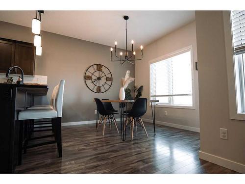 639 Keystone Chase West, Lethbridge, AB - Indoor Photo Showing Dining Room