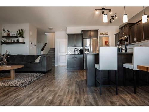 639 Keystone Chase West, Lethbridge, AB - Indoor Photo Showing Kitchen